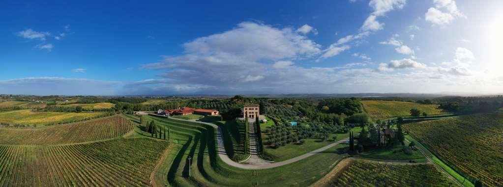 Relais Villa Grazianella | Una Esperienze Acquaviva  Oda fotoğraf